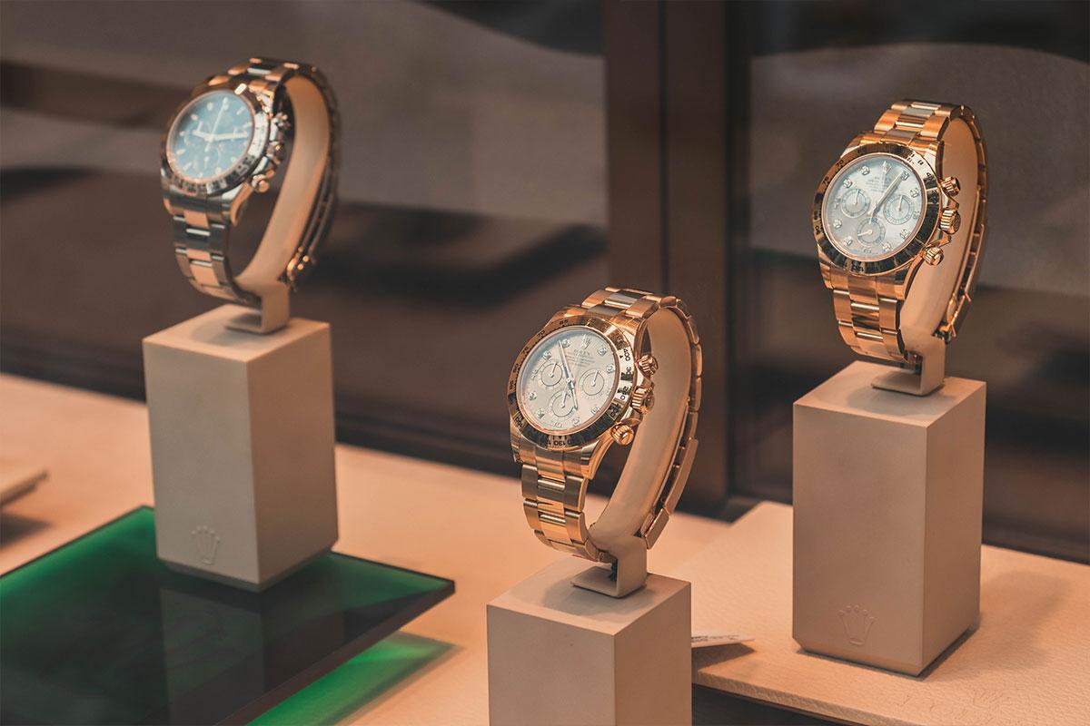 A watch shop showcase the three watches
